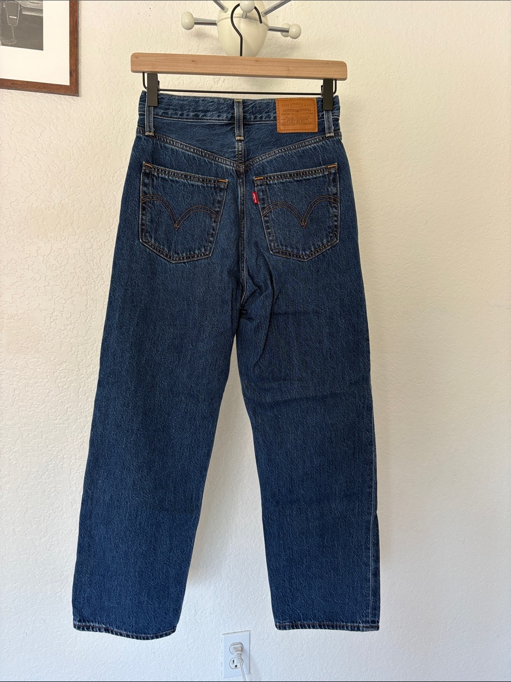 Levi’s ribcage straight jeans - Picture 2 of 3